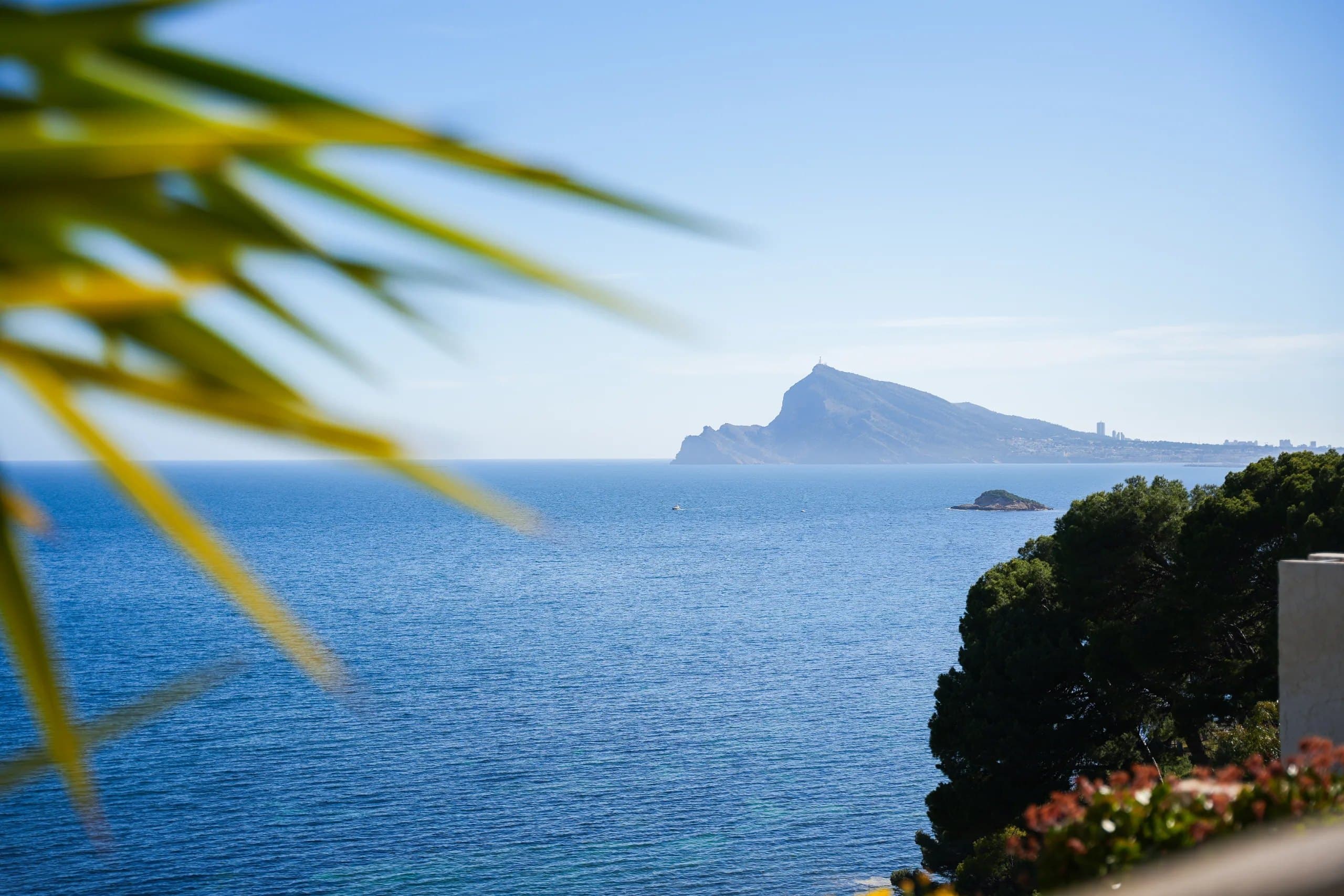 El Mediterráneo desde la terraza de una de nuestras viviendas en Altea